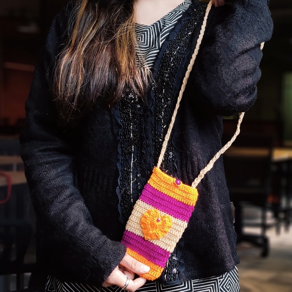 Multicolor Crochet Mobile Pouch