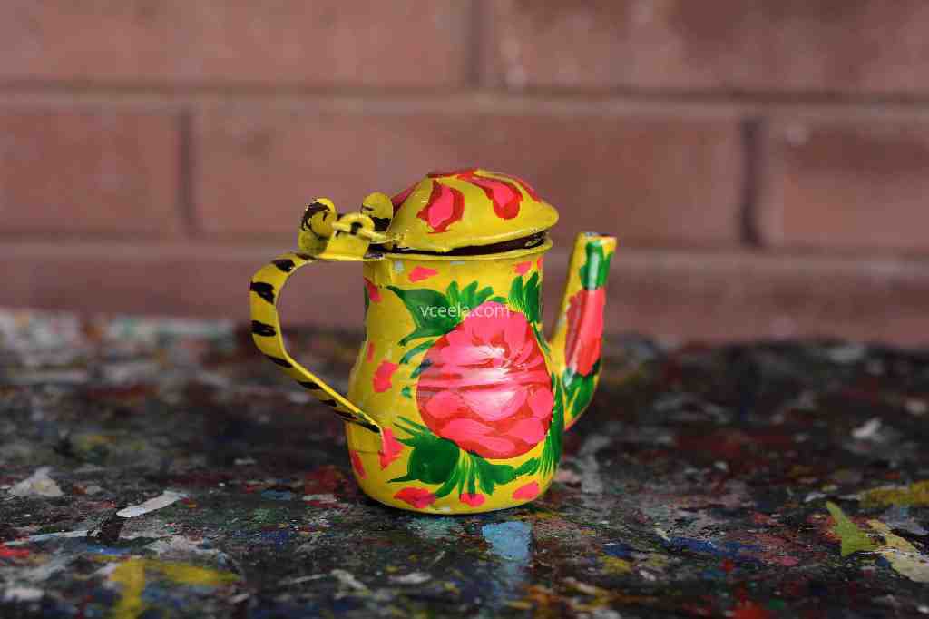 Truck Art Tea Chainak