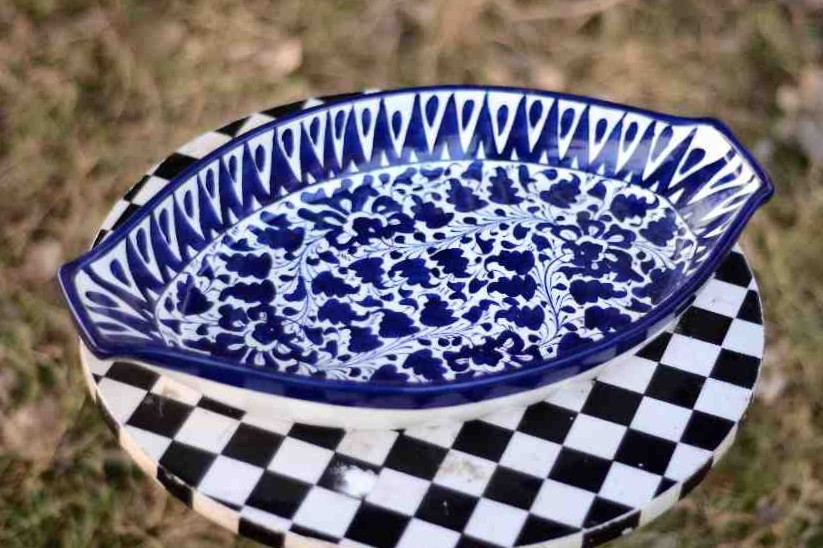 Blue Pottery Rice Bowl / Salad Dish