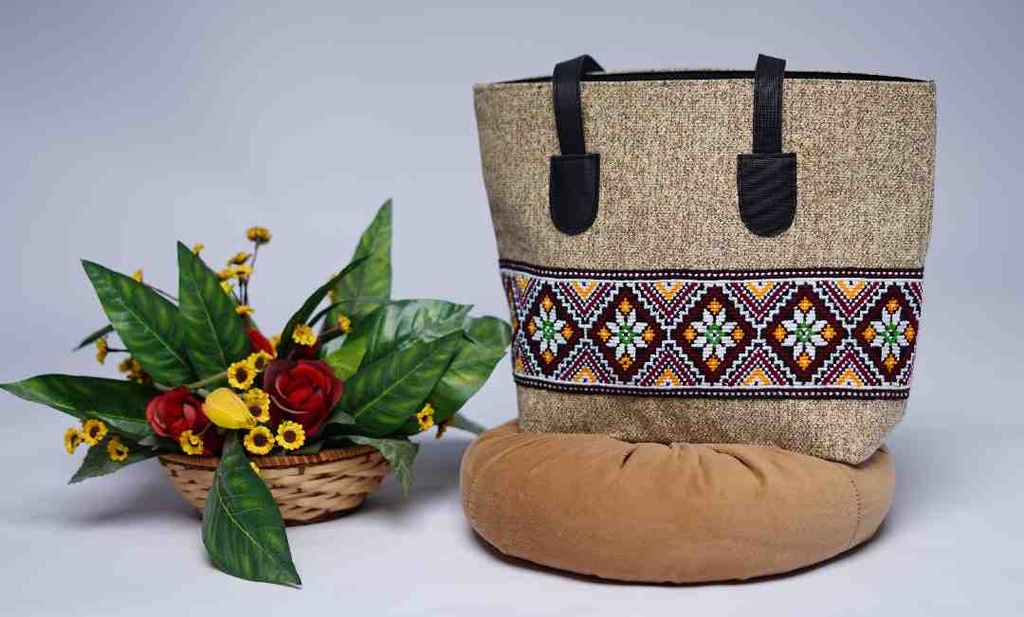 Borderline-Cross-Stitched-Lady's Handbag