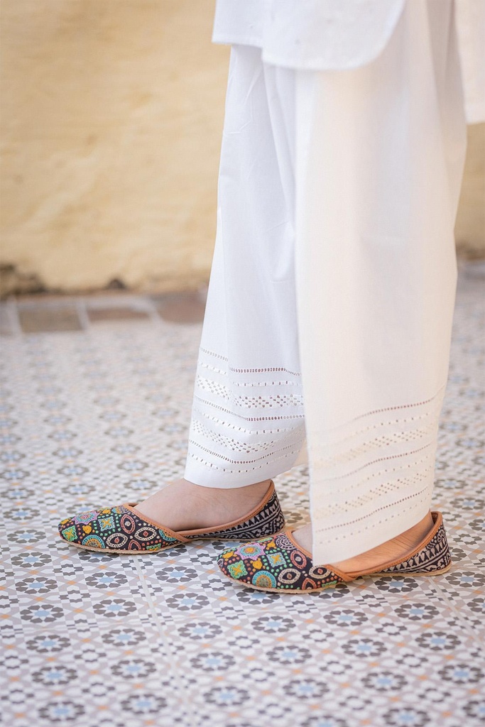 AJRAK EMBROIDERED KHUSA 2