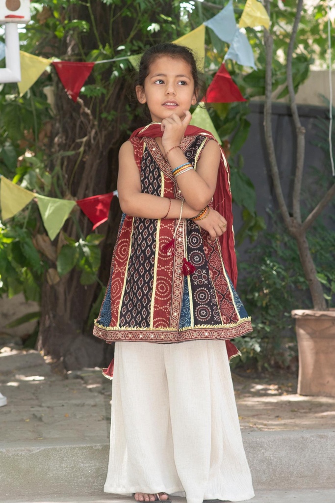 Ajrak and Gota Angrakha