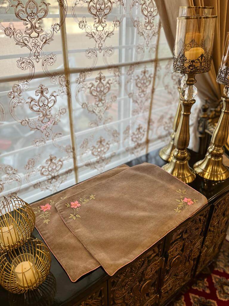 TM-21 Brown Jacquard Tray Mats