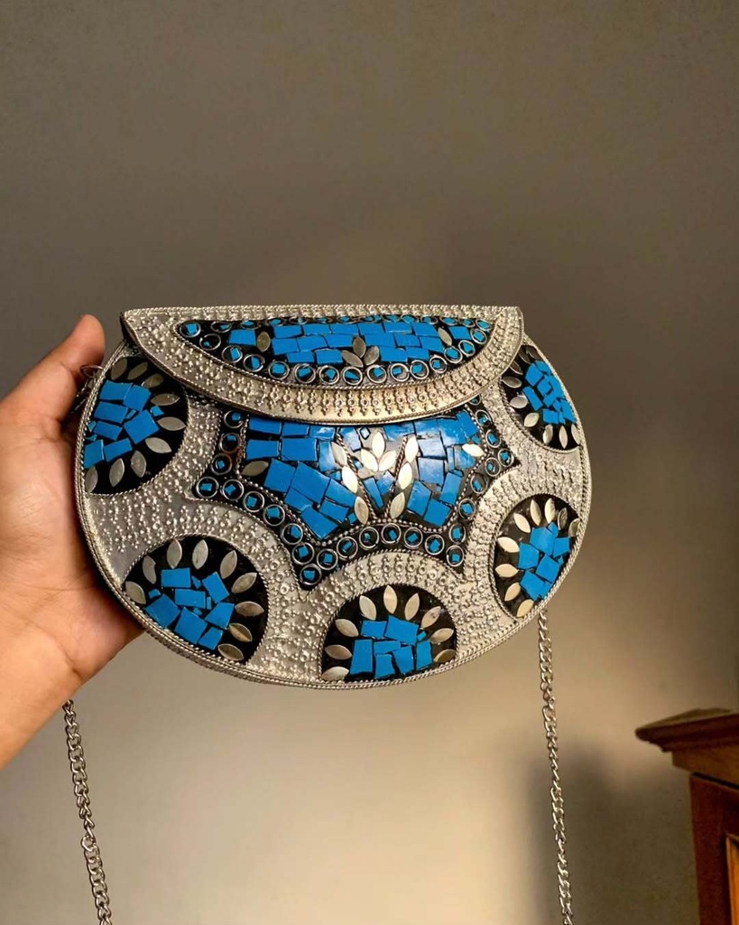 Vintage Metal clutch Ferozi