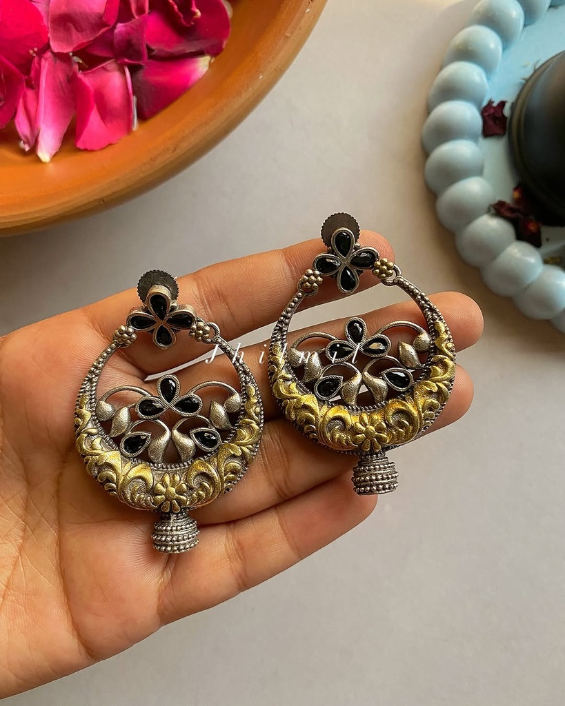 Dual Tone Warda Earrings