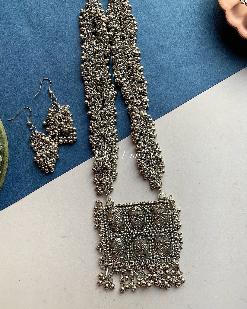 Square carved Mala set, Design-A