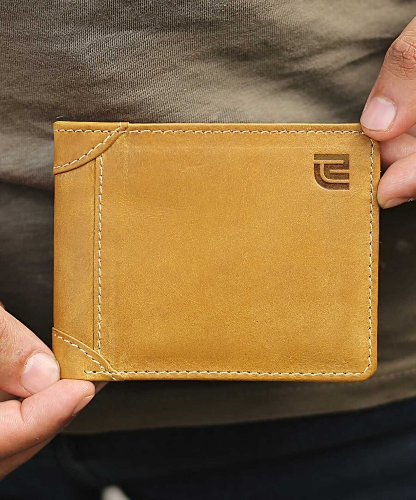 Dexter – Camel Yellow