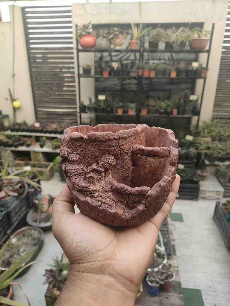 The 3 Layered Pot With Broken Effect