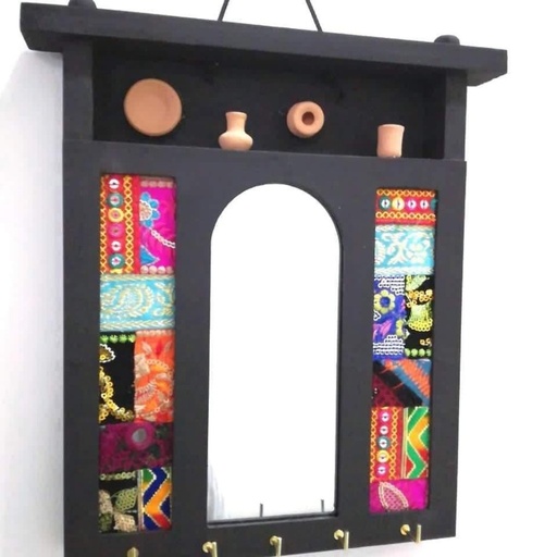 [PK0123-HM-GEN-015136] Mirror + Key Chain Holder with Pots