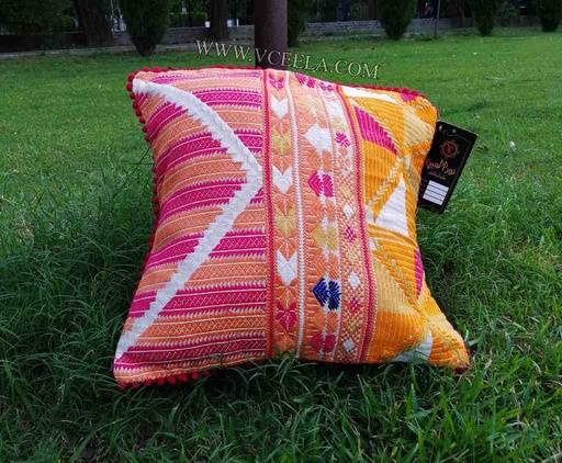 [PK5848-HM-CUS-016630] Embroidered Cushion Cover