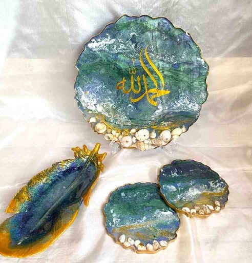 [PK5792-HM-KMA-021710] Resin Plate with Coasters and Feather Tray