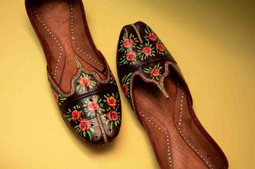  Hand Painted Truck Art Design khussa