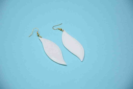 [PK0075-JW-EAR-024545] Camel Bone Craft Earrings