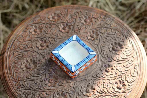 [PK0363-CF-BPO-026327] Blue Pottery Square Shaped Ashtray