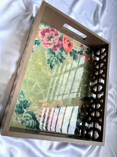 [PK5792-AR-SCU-029001] Wooden Tray