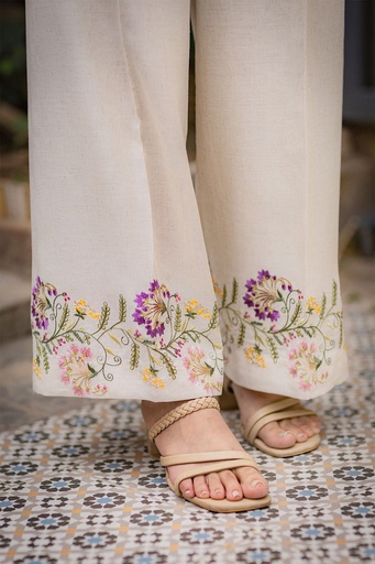[10-P-25] Off-White Embroidered Pants
