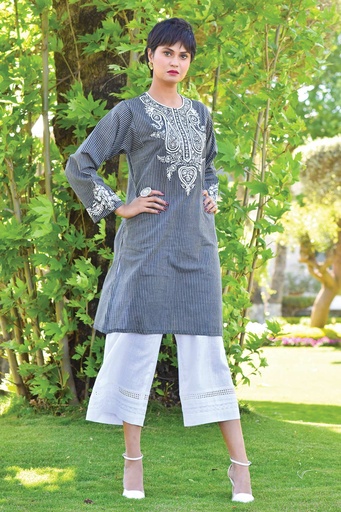 [21-K-308] Sequence Mystique - Black