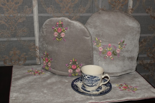 [VC-EG-TC-20] TC-20 Grey Jacquard Tea Cozies and Tray Mats Set