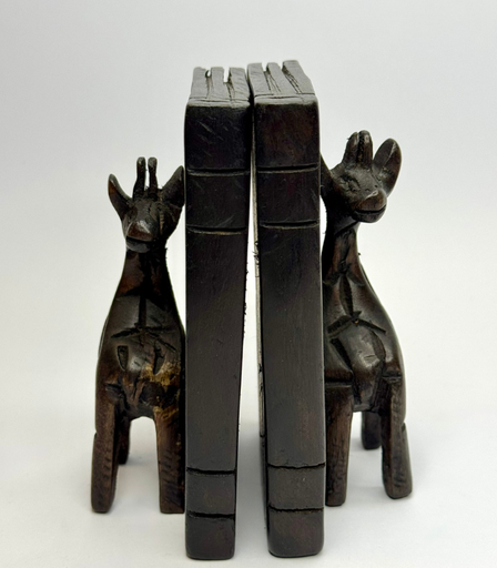 [VC-NUQ-206] Handcarved Wooden Giraffe Bookends