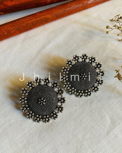[VC-JHIL-121] Floral Studs
