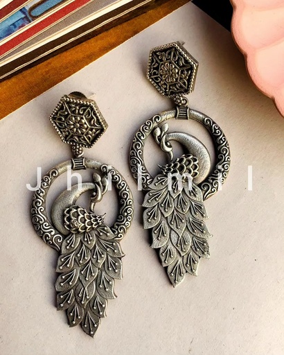 [VC-JHIL-211] Round peacock drop Earrings