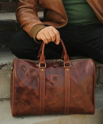 [VC-ZNFA-002] Weekender – Red Wine