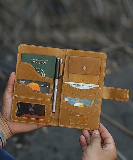 [VC-ZNFA-015] Travel Kit – Camel Yellow