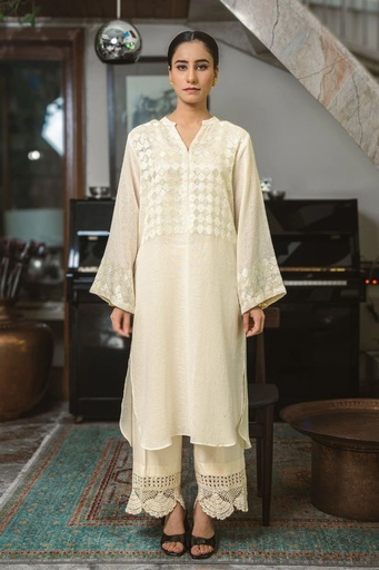 [16.K.25] Ivory Threads