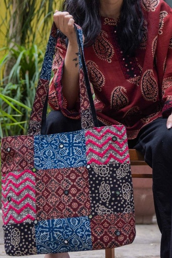 [1.HB.25] Ajrak Tote Bag