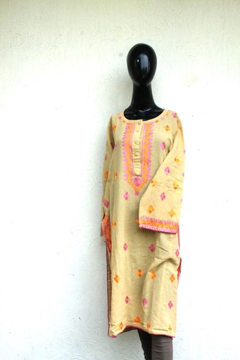 [PK0029-CL-GEN-000348] Cotton Kurta with Phulkari/Jisti embroidery