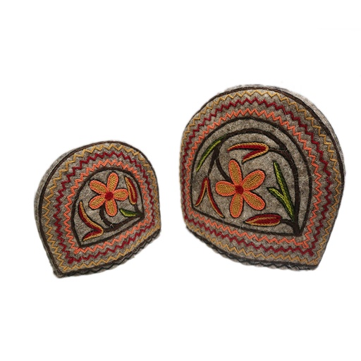 [PK0896-HM-GEN-005062]  Hand Embroidered Tea Cozy set