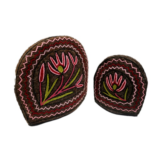 [PK0896-HM-GEN-005064]  Hand Embroidered Tea Cozy set