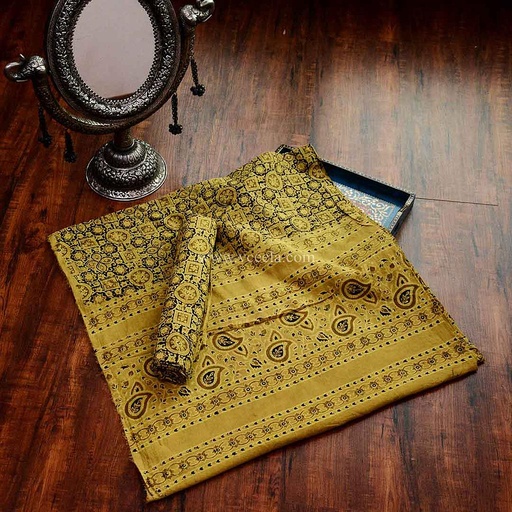 [PK0299-CF-AJK-009109] Ajrak - 2 Piece Suit     